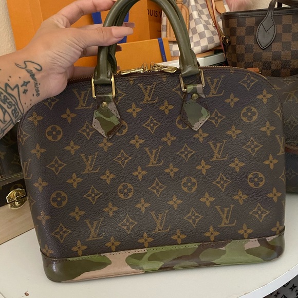 Louis Vuitton Handbags - Louis Vuitton alma